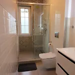 Urszula Gæstehus 3*